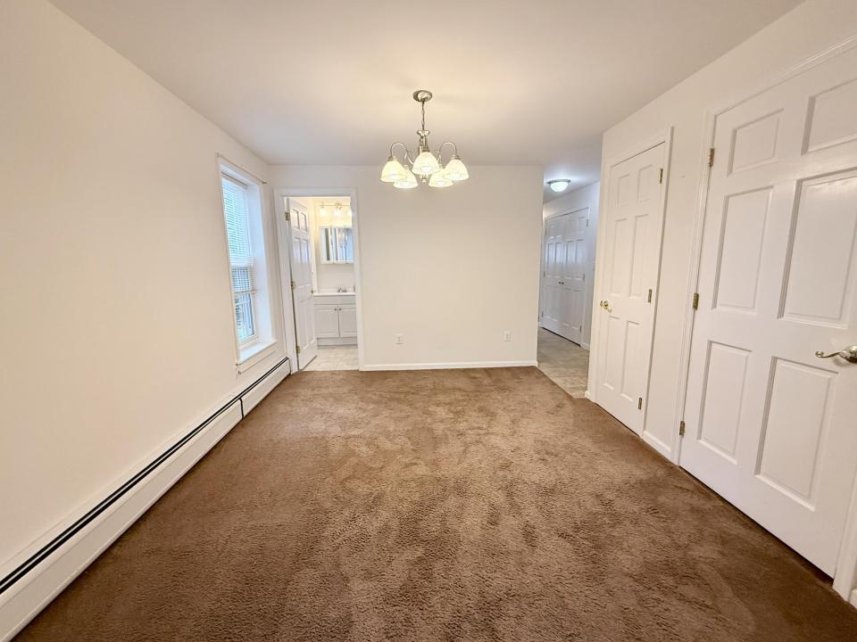 Apt b Dining Room
