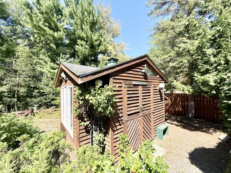 Shed