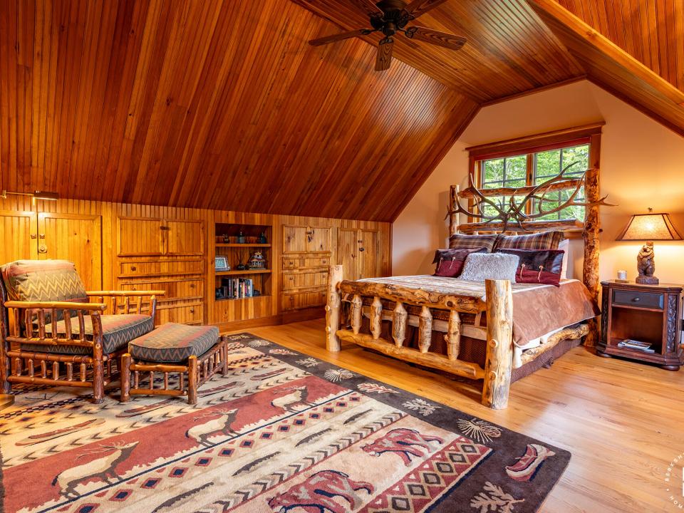 ForsthausInLakePlacid_Bedroom2