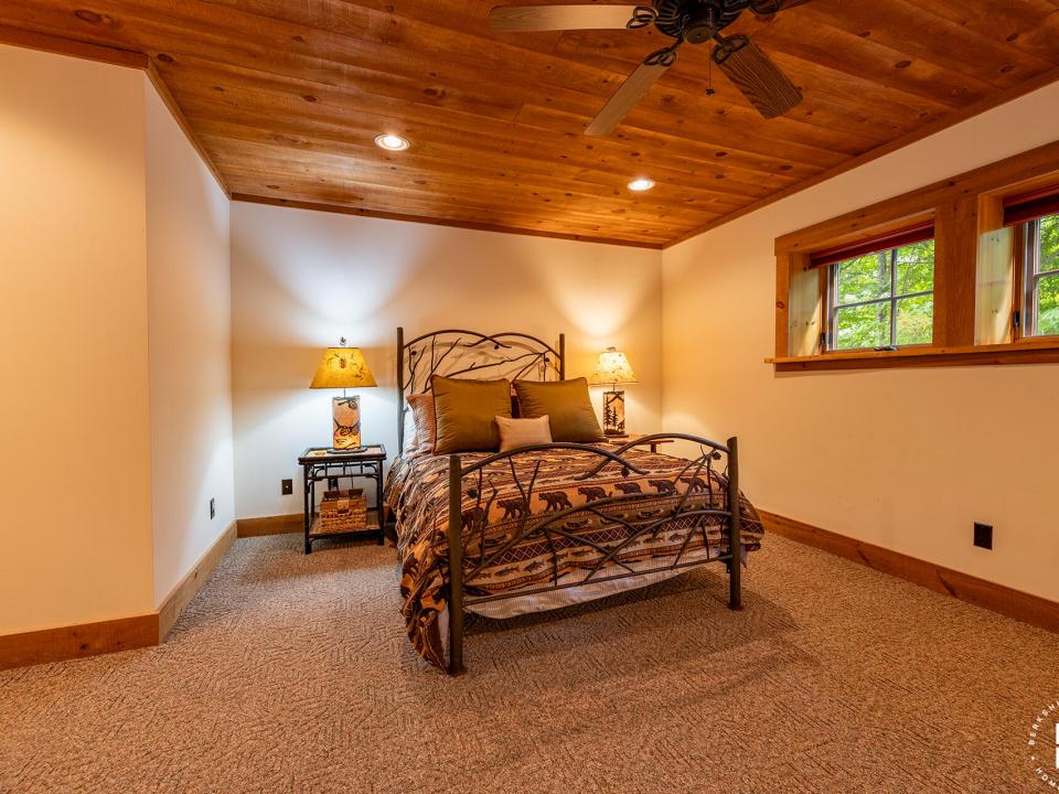 ForsthausInLakePlacid_Bedroom4