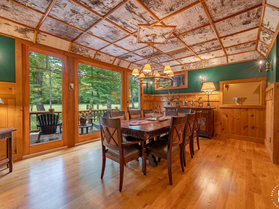 ForsthausInLakePlacid_DiningRoom