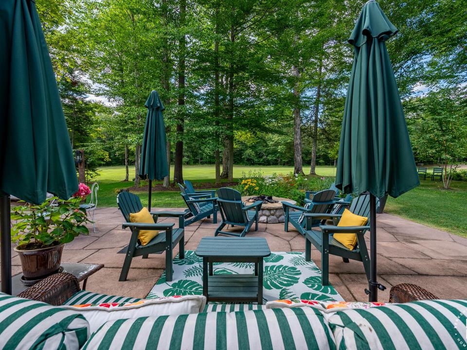 ForsthausInLakePlacid_Patio_Firepit