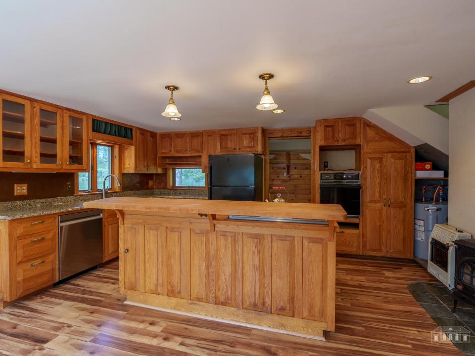 81 Hull Rd Rainbow Lake-44