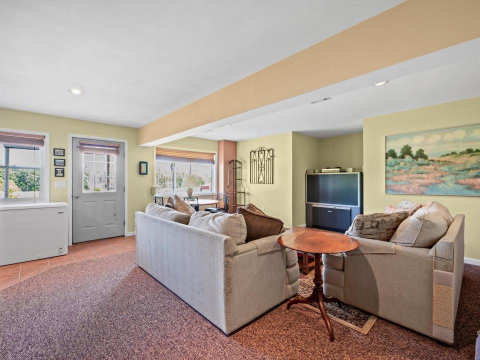 048-85 Harris Rd-47