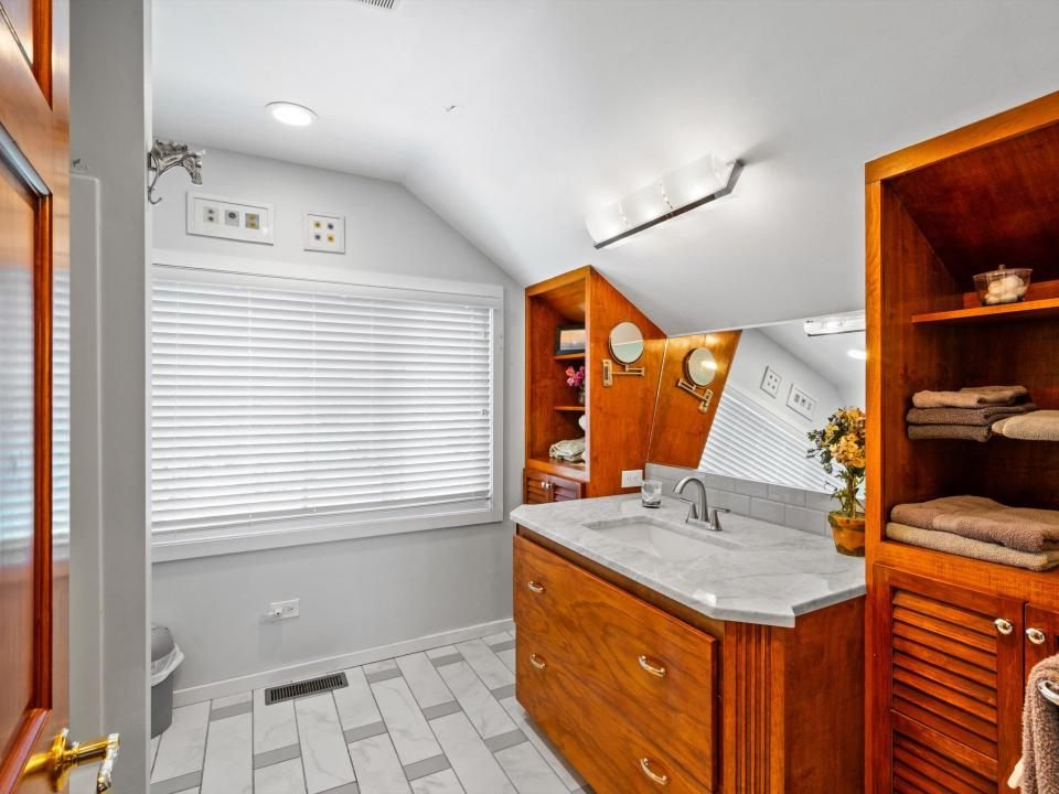 cottage - above garage