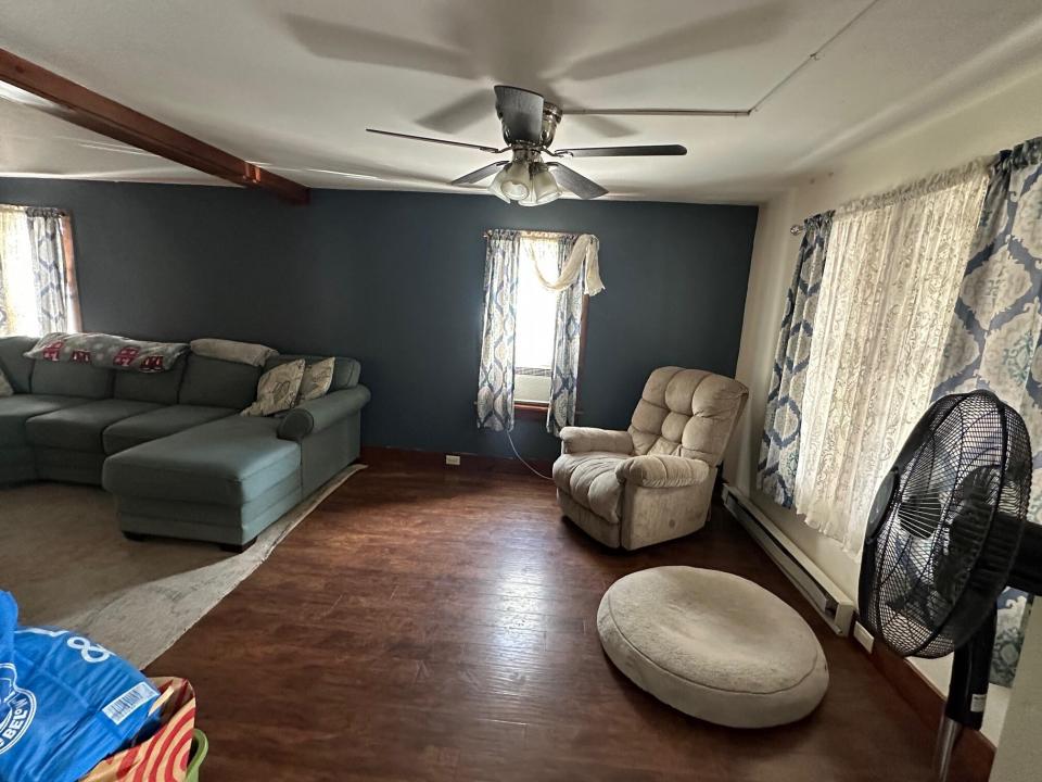 14 Leblanc Lane living 1