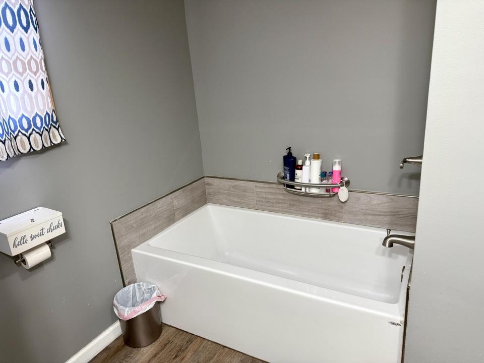 Main Bathroom