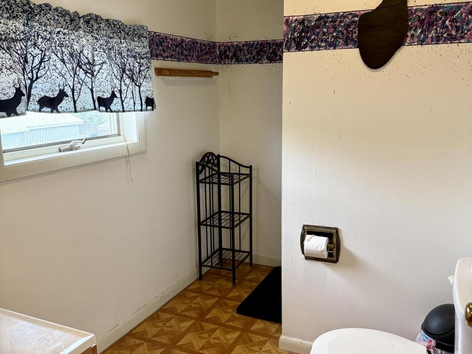 Upstairs Bathroom