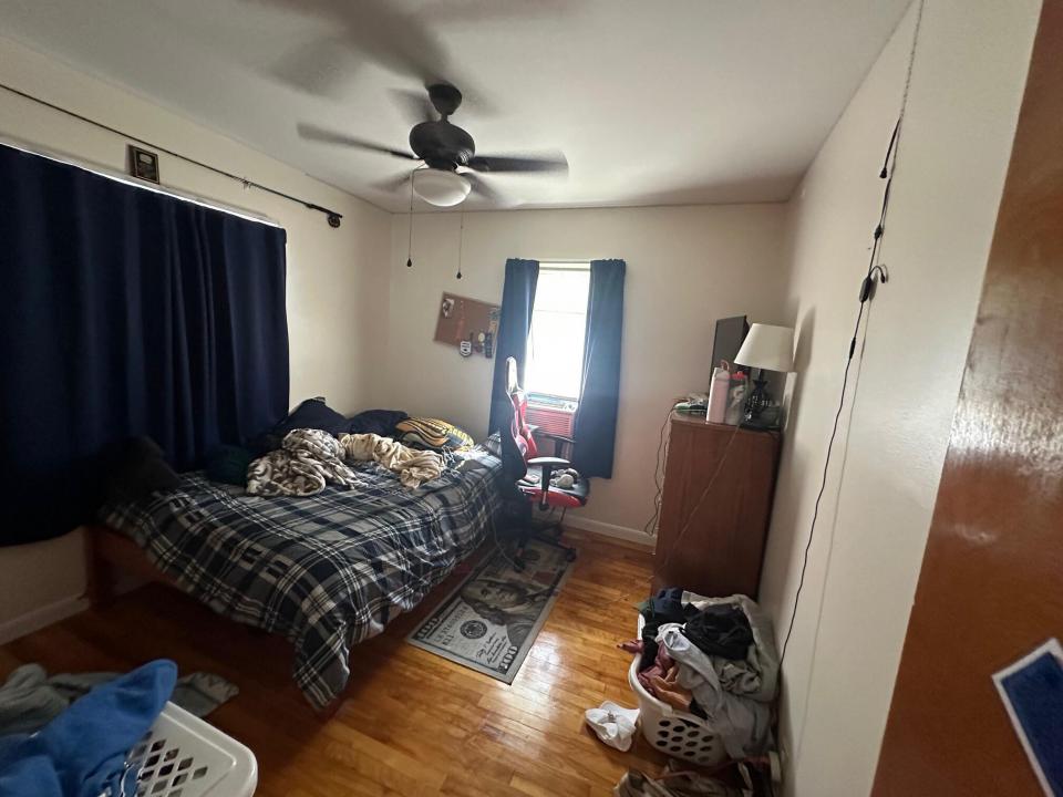 33 North Bend St bed 2