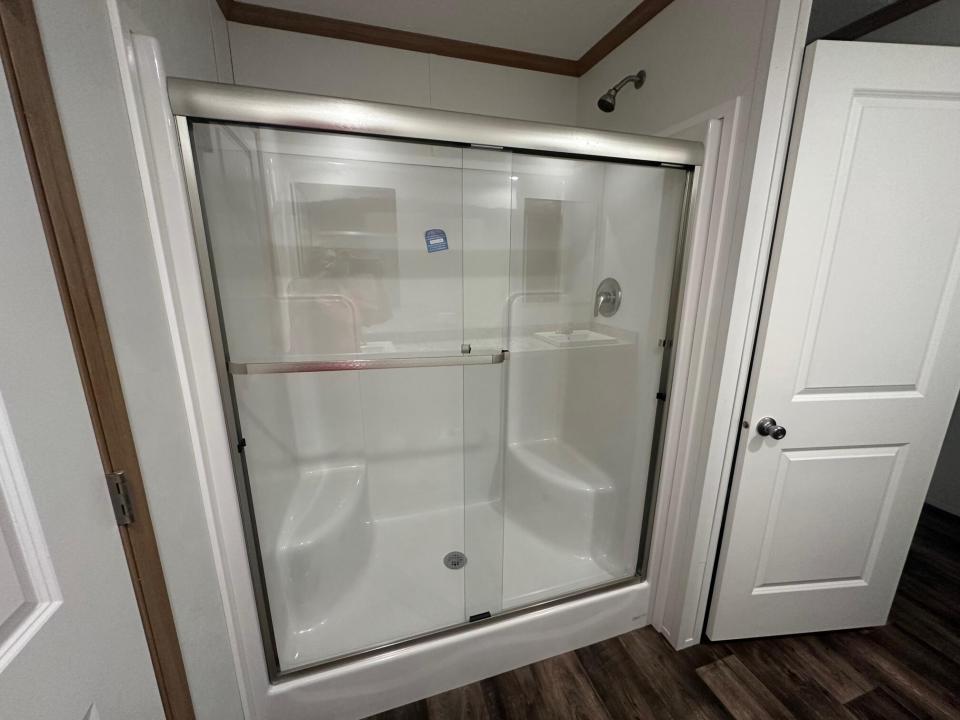 246 Bear Swamp Rd shower