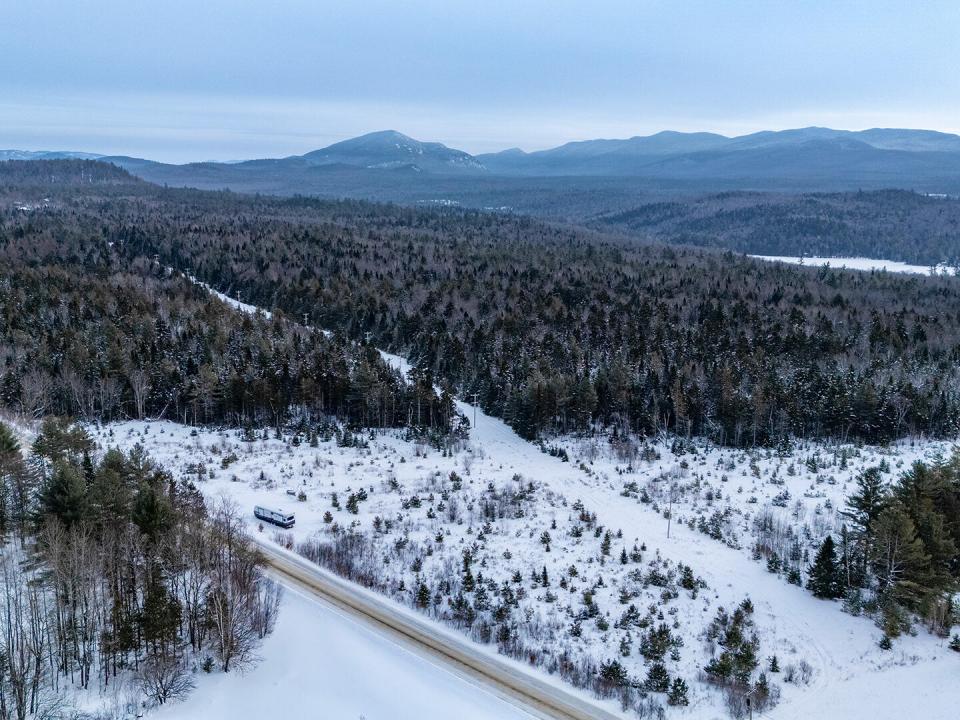 LandOnFletcherFarmRd_Winter_A_Lot_R