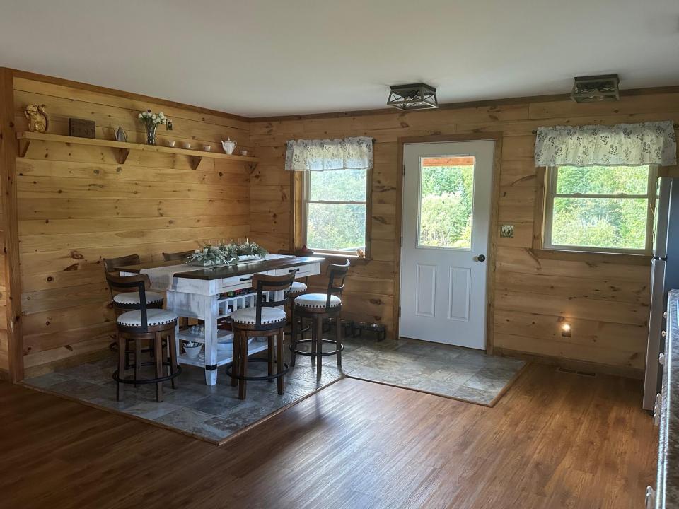 1875 Rt 374 dining