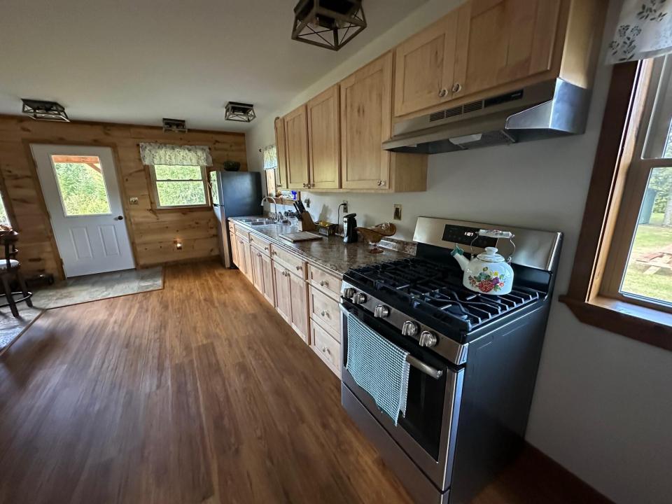 1875 Rt 374 kitchen