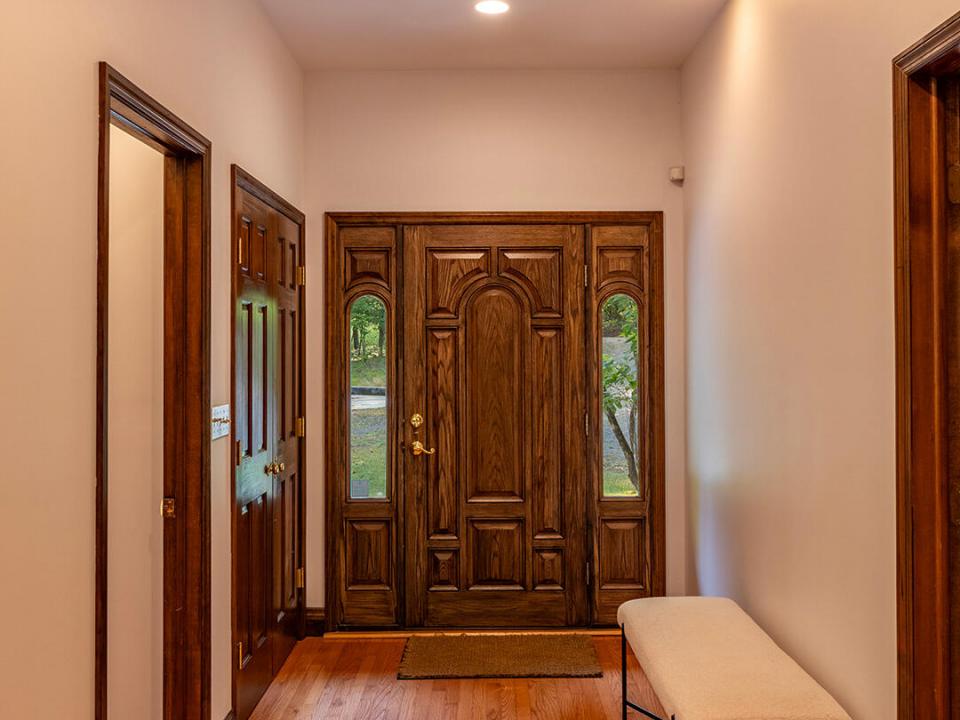 JayHomeOnSignor_MainEntry_V JayHomeOnSignor_MainEntry_V