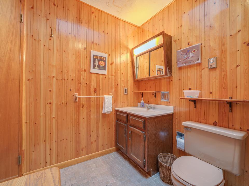 36 Gull Pond Rd-68