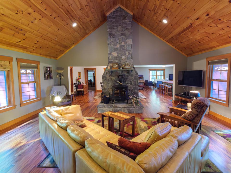 3388 Essex | Lake Champlain 3388 Essex | Lake Champlain