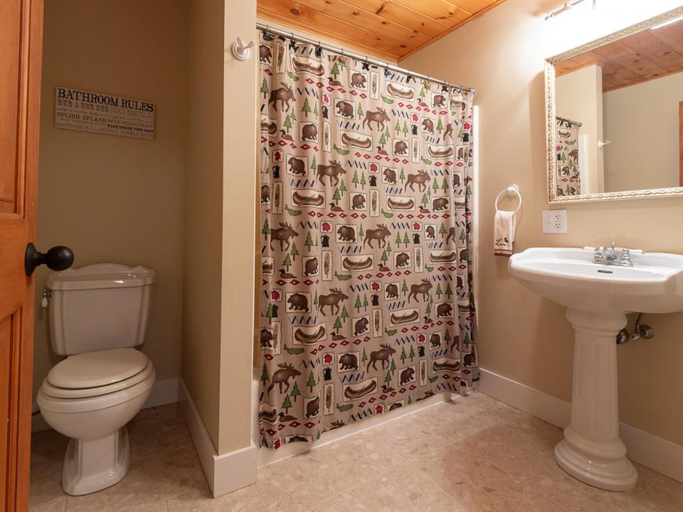 3388 Essex | Lake Champlain