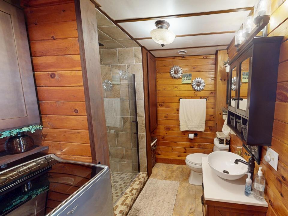 First Floor Bathroom