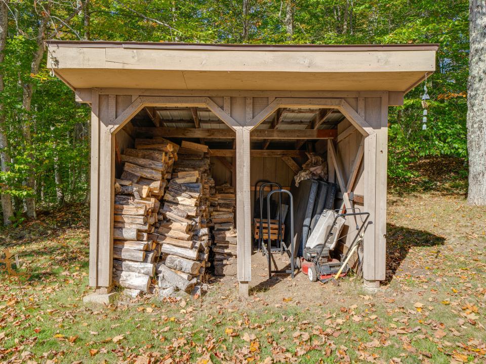 6DC09E76-B271-458D-9B11-AA885A3F14EB