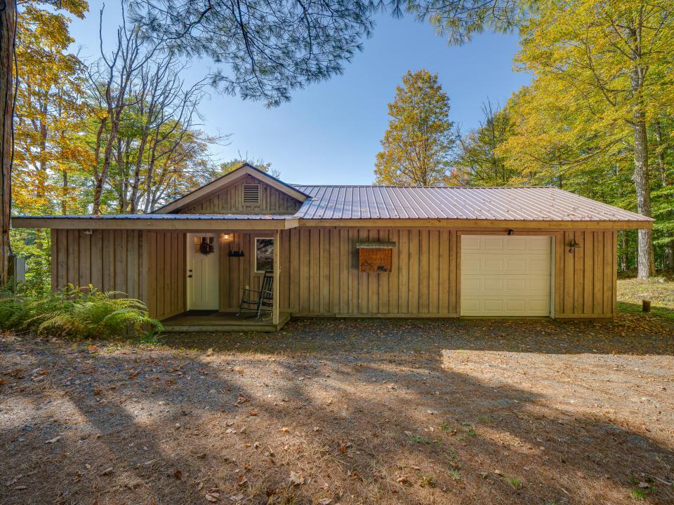 ABB598C2-0609-4048-ADBF-A938AE6B9F1E