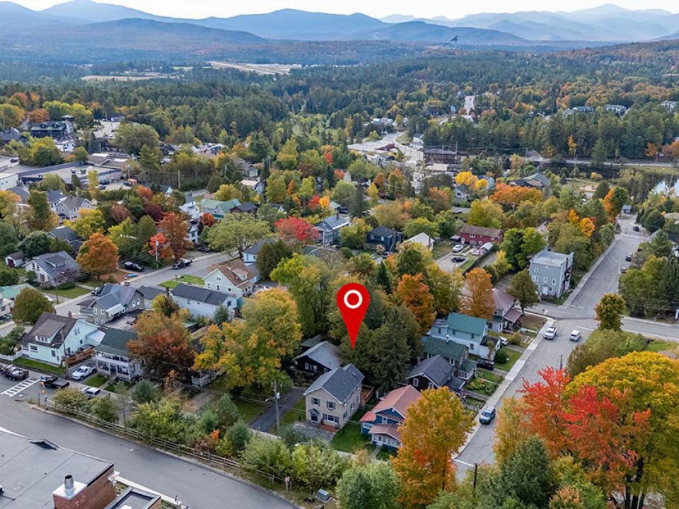 LakePlacidHomeOnSchoolSt_A_Exterior_Fron