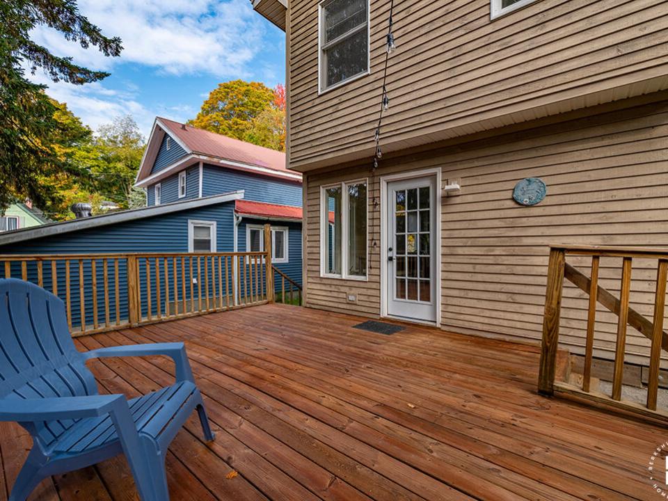 LakePlacidHomeOnSchoolSt_Deck_Exterior