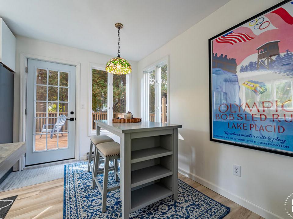 LakePlacidHomeOnSchoolStreet_DiningRoom