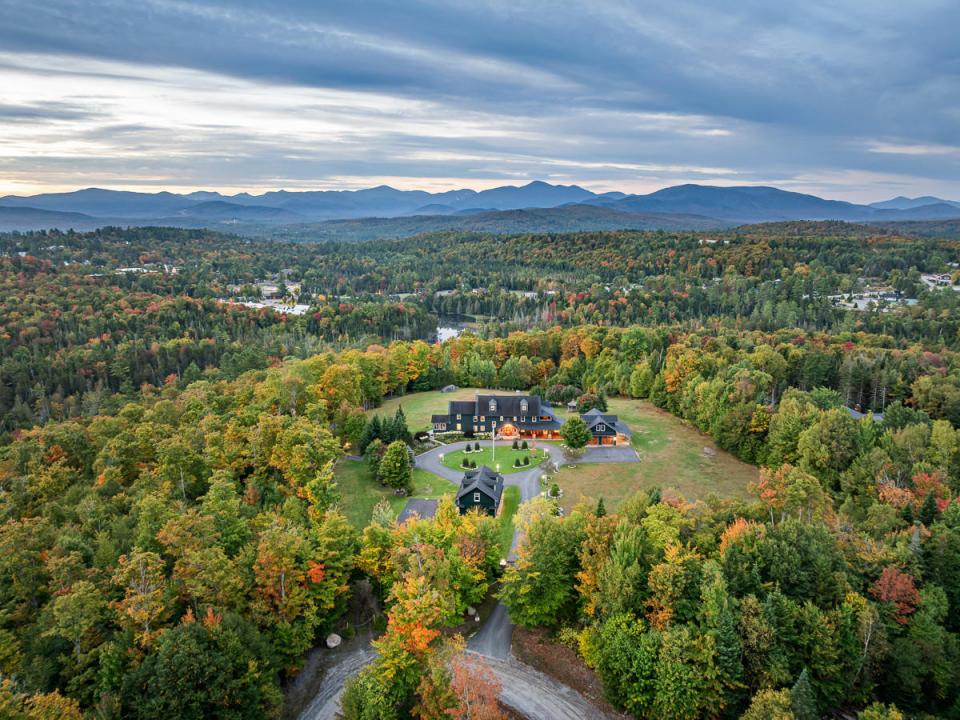 Forest-Brook-Drive-Lake-Placid-NY-1