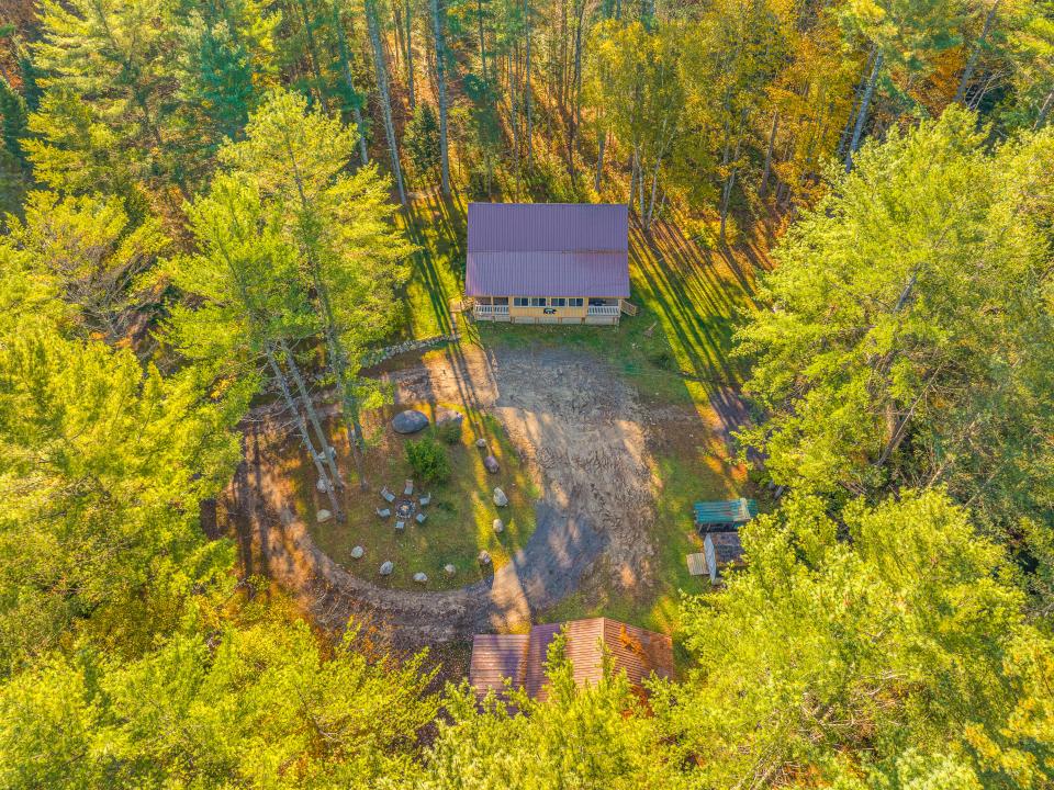 36 Adam's Park Way-14