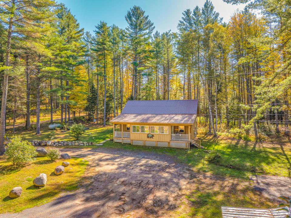 36 Adam's Park Way-20