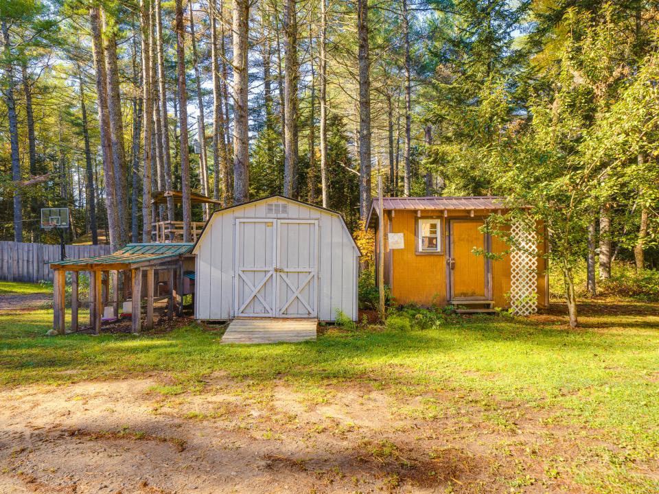 36 Adam's Park Way-32