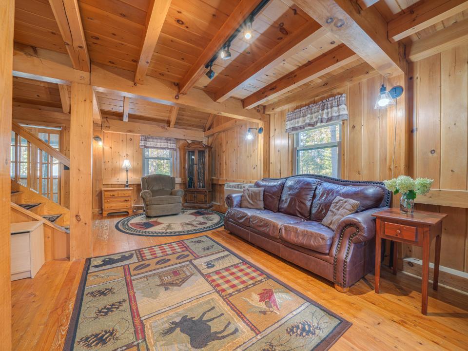 36 Adam's Park Way-48