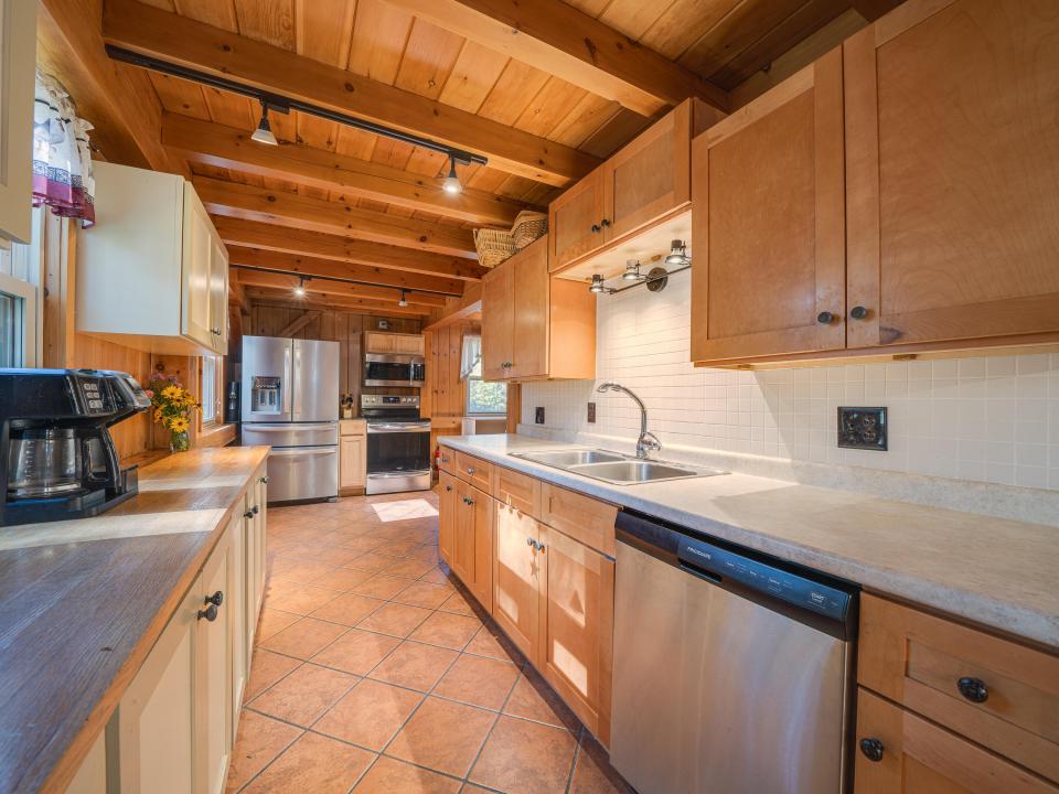 36 Adam's Park Way-53