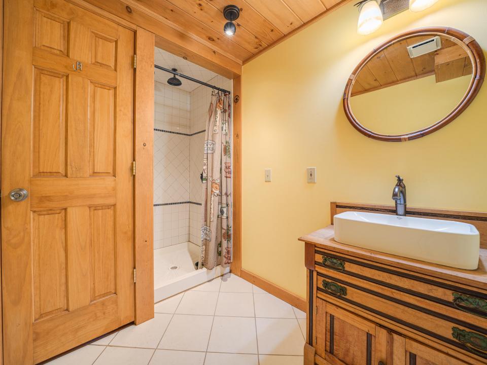 36 Adam's Park Way-61