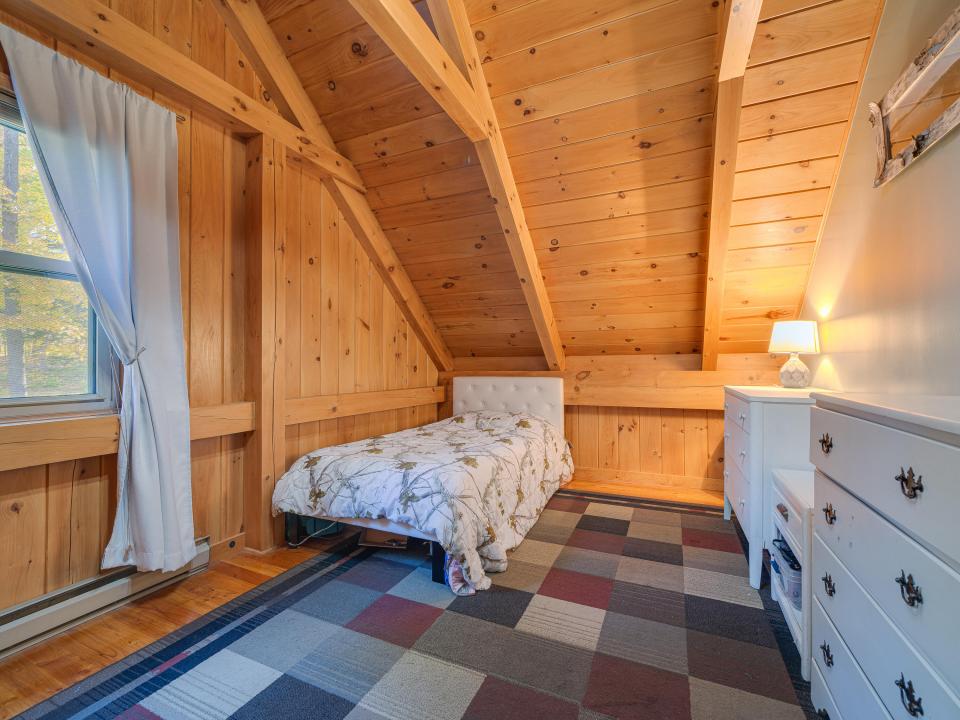 36 Adam's Park Way-64