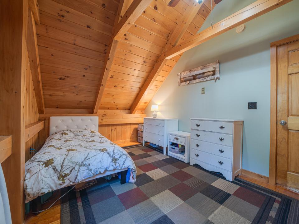 36 Adam's Park Way-65