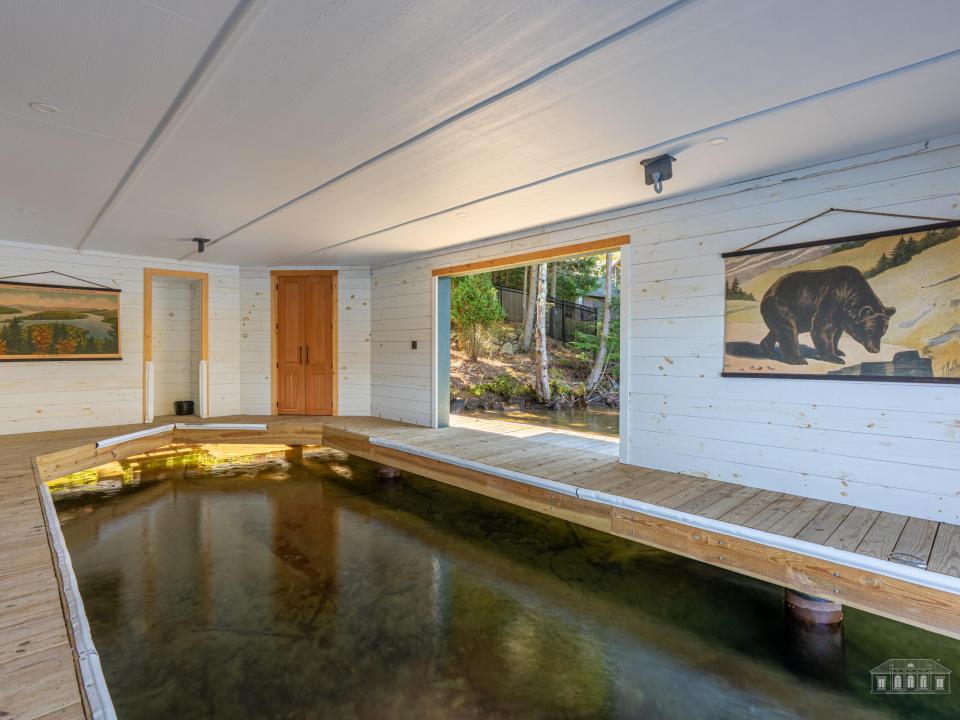 Camp Yellow Birch Interiors-112