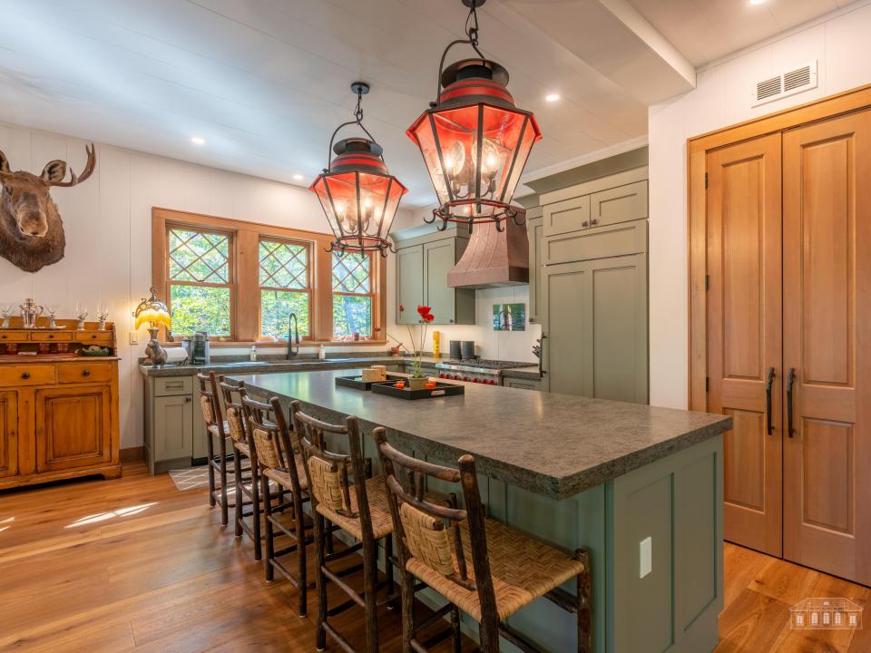 Camp Yellow Birch Interiors-5