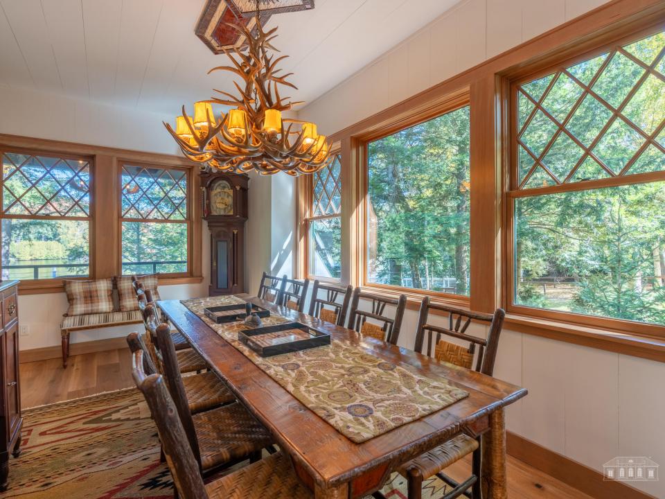 Camp Yellow Birch Interiors-21