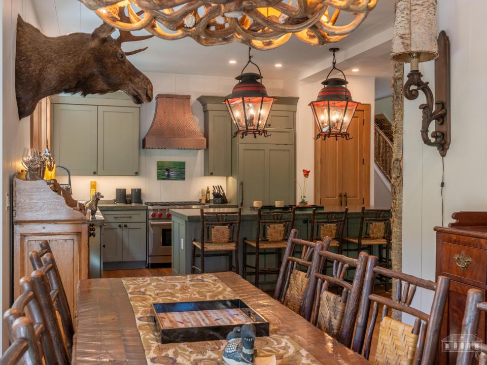 Camp Yellow Birch Interiors-24