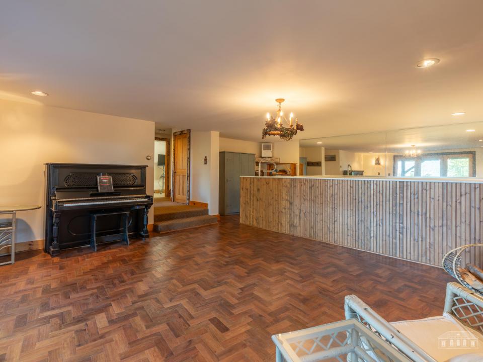 363 Whiteface Inn Ln Unit 9 LP-123