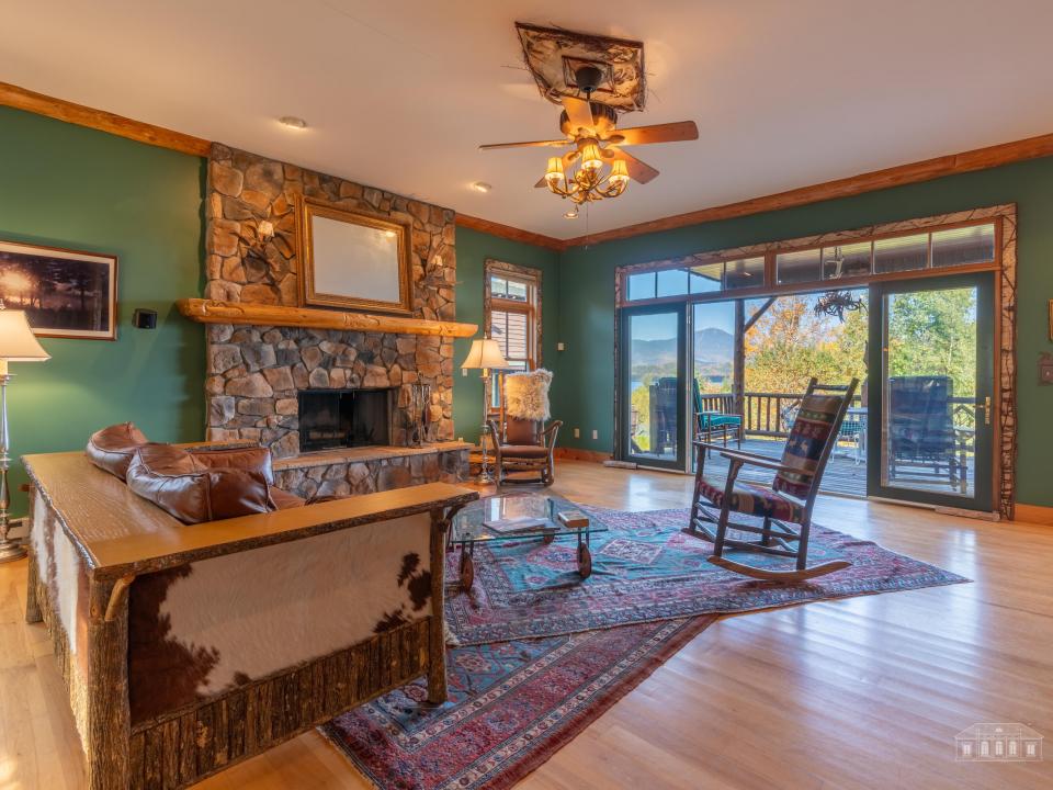 363 Whiteface Inn Ln Unit 9 LP-108