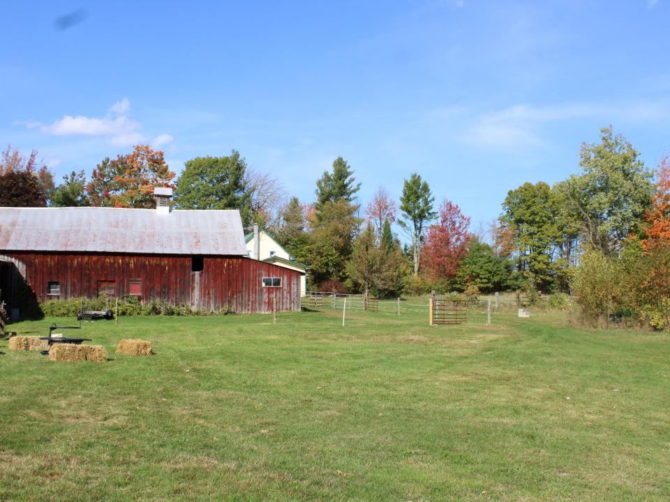 Barn