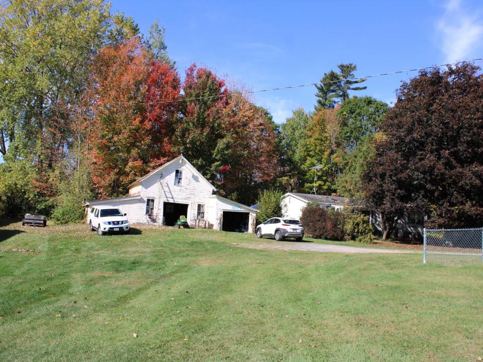 Barn 2