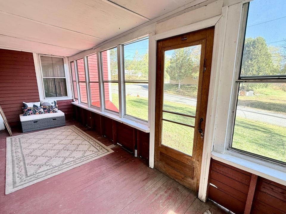 Enclosed porch
