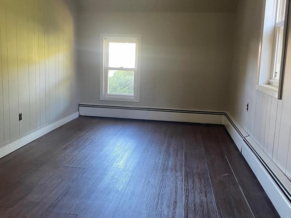 Secondary Bedroom Connected to Primary B