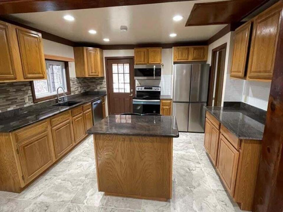 Kitchen 1
