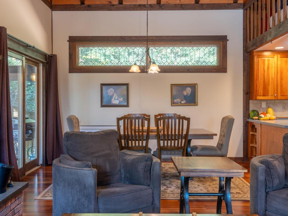 120 Riverside Dr SL-13