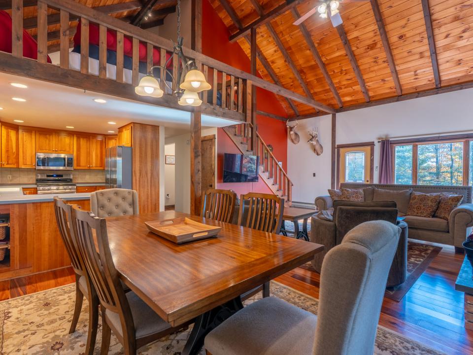 120 Riverside Dr SL-19