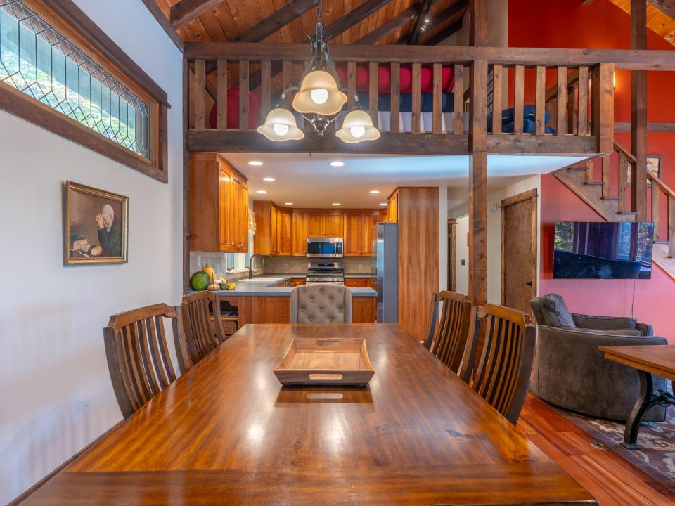 120 Riverside Dr SL-20